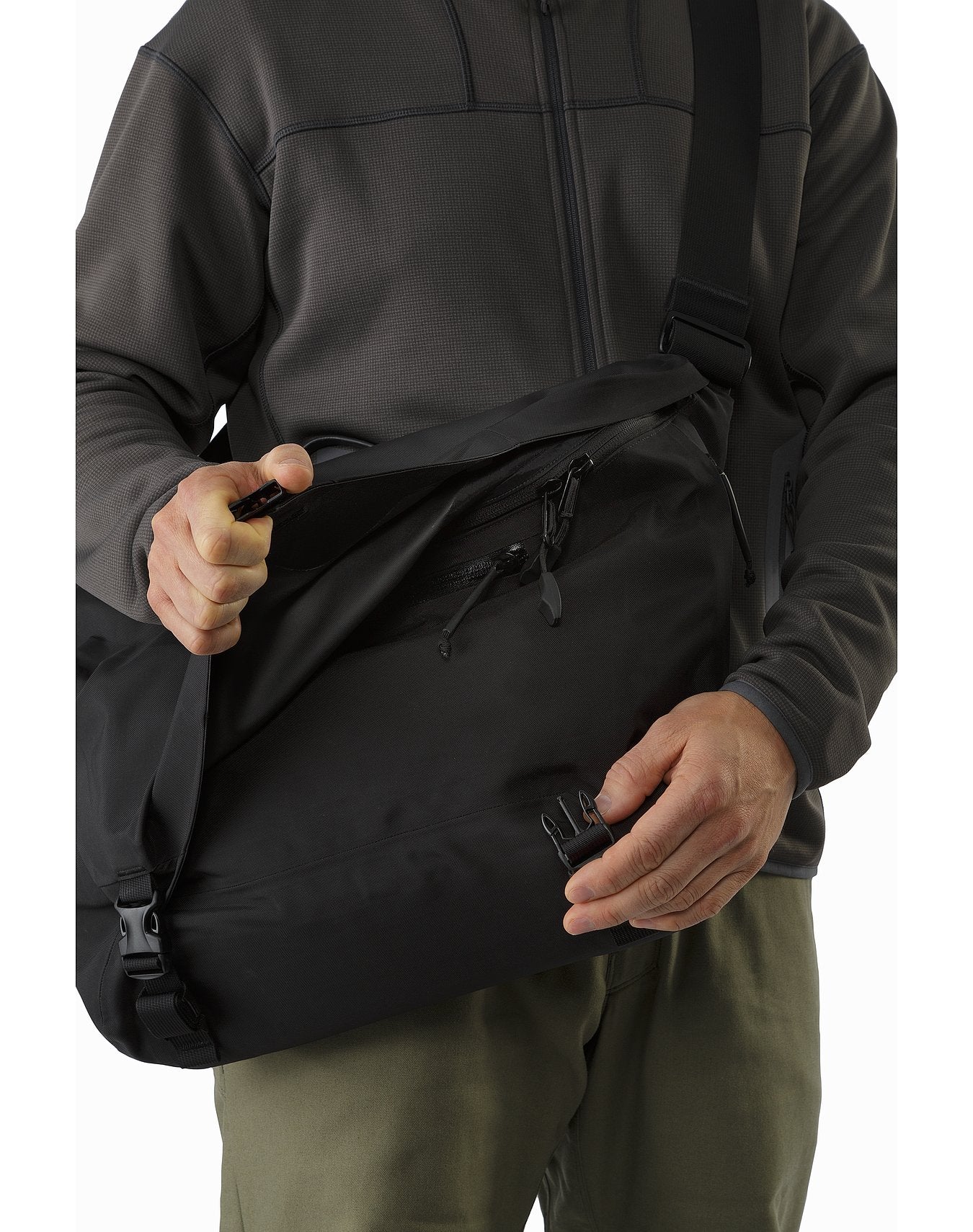 Arc'teryx PRO Courier 15 Bag